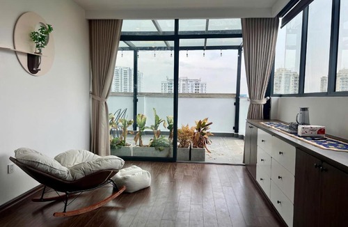 Hanoi House | Sky villas with large balcony