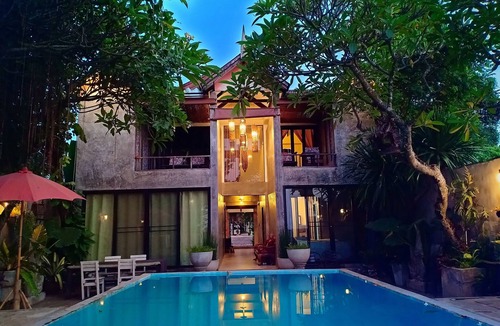 Nong Khai House | Sofa Gallery Hotel