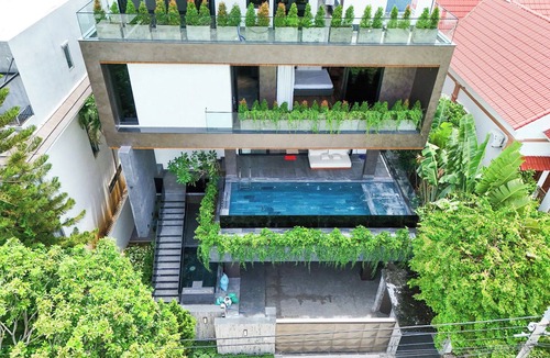 Ngu Hanh Son Villa | SONG CAT VILLA 53DP8 - Beautiful 7-bedroom villa with AC in marvelous Da Nang