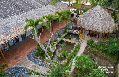 Phong Dien House | Song Ngư Riverside Homestay