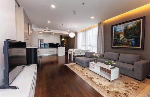 Ba Dinh Condo | Spacious 115m² Lancaster| Pool,Lake View,near Lotte