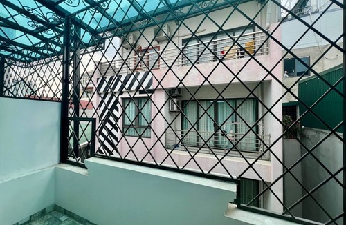 Quang An House | “Spacious 4–5BR House Tay Ho – Perfect for Families & Groups”
