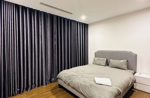 Tu Liem Apartment | Spacious 4-bedroom apartment in vinhomes skylake enchanting Hà Nội with AC,
