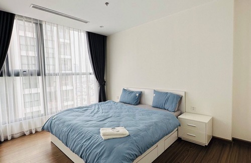 Tu Liem Apartment | Spacious 4-bedroom apartment in vinhomes skylake enchanting Hà Nội with AC,