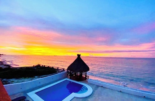 Merida House | Spacious 4-bedroom house in delightful Progreso with WiFi AC …the best views in
