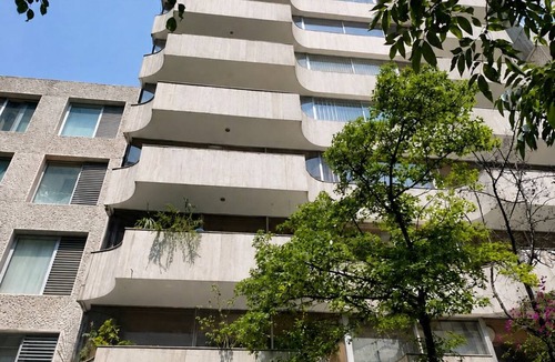 Los Morales Condo | Spacious Polanco Condo w/A/C & Balcony