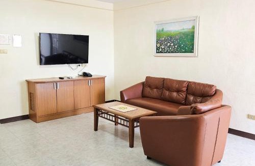 Hua Mak Apartment | Sri Close