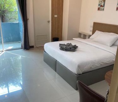 Mueang Samut Prakan District Apartment | Srinuan living ดิ อัยย์ อาคารศรีนวล
