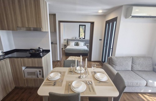 Tha Thaewawong Hotel | Stasia Residences Sriracha
