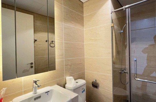 Xuan Tao Apartment | Stylish 1BR at D’Capitale | Central, Cozy, City Views