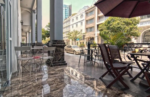 Phu My Hung House | Stylish 1BR Retreat | Luxe Living Near SECC