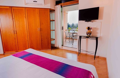 San Felipe del Agua Hotel | Suites Xadani