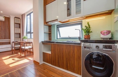 Cong Vi Apartment | Sumitomo 11 APT - Alley 39 Linh lang