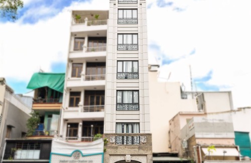 Ho Chi Minh City Apartment | Sunflower Apartment - Suite by THC Group