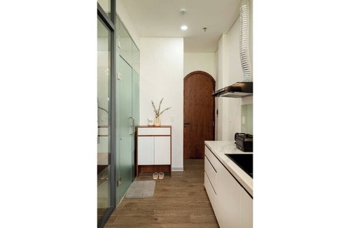 Da Kao Apartment | Sunny 1 BR with big windows #2