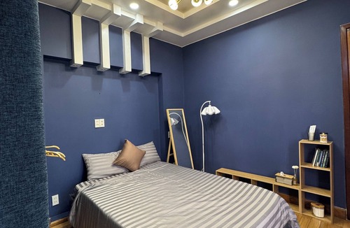Phuong 10 Hotel | Sunny doubled-balcony hotel suites in the spacious and cozy villa