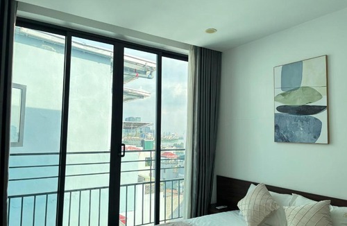 Nhat Tan Apartment | Sunny Haven Apartment