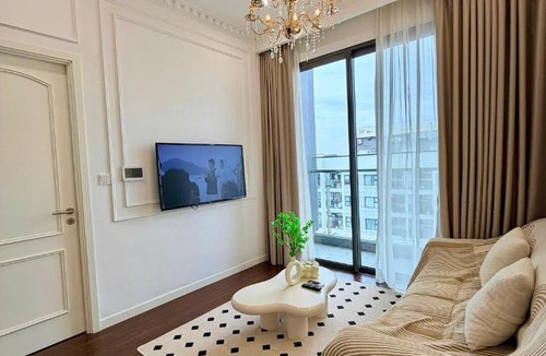 Gia Lam Apartment | Sunny Home at Masteri Waterfront Ha Noi