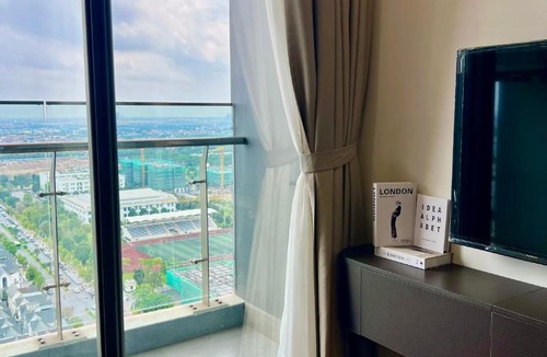 Gia Lam Apartment | Sunny Home at Masteri Waterfront Ha Noi
