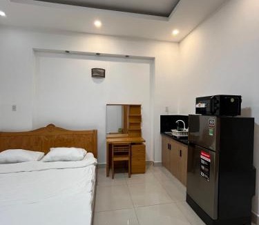 Tan Thuan Dong Apartment | Sunny Studio District 7 Next to LotteMart VivoCity