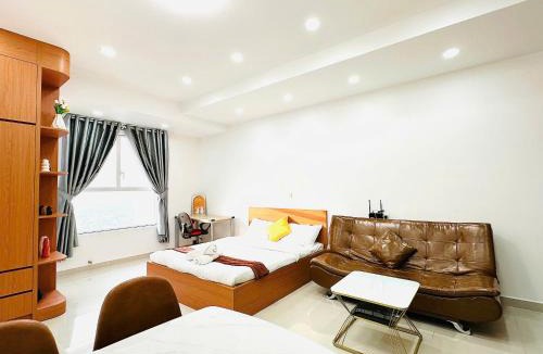 District 7 Apartment | Sunrise City View - Daylight Homestay