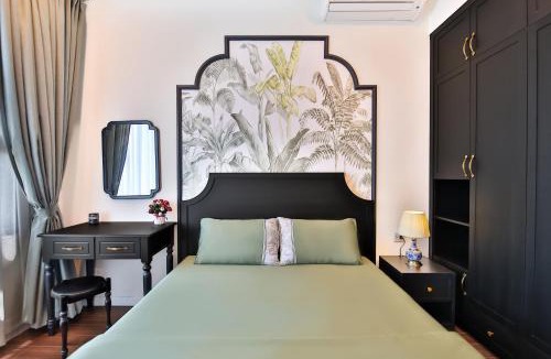 District 12 Apartment | Sweet Home