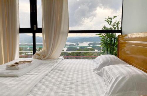 Dak Glong Cabin | Tà Đùng Resort view hồ