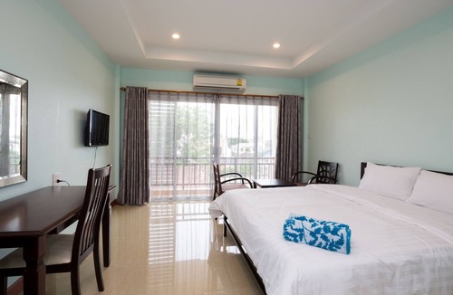 Ban Luam Hotel | Takanta Place