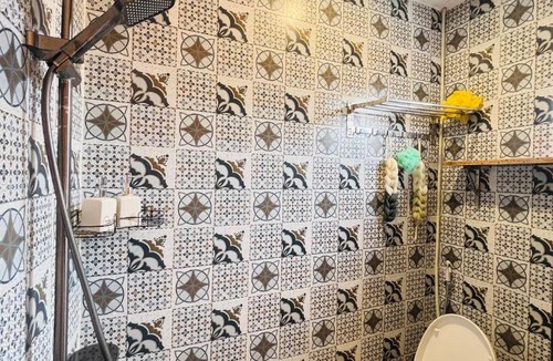 Trang Tien Apartment | Terra Homestay - Elevator & Terrace - 150m to Hoan Kiem Lake