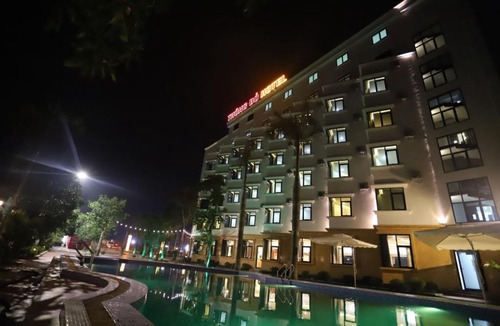 Vinh Hotel | Thông Đỏ Hotel