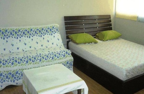 Ban Mai Bed & Breakfast | Thailand Taxi&apartment Hostel, air conditioning and free Wifi