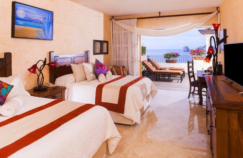 El Medano Ejidal Resort | Thanksgiving Luxury: 3Bd Exclusive Presidential Penthouse on Cabo's Medano Beach
