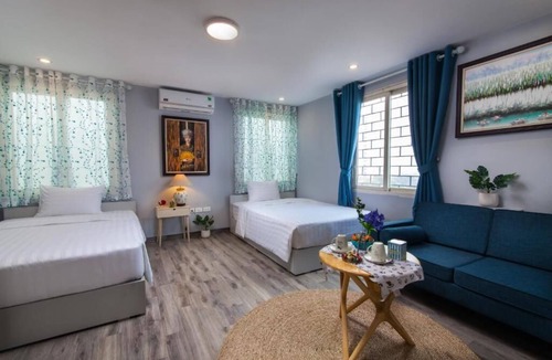 Truc Bach House | The Art - Hung Viet near Truc Bach lake
