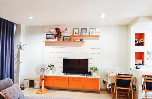 Ban Bang Saen Apartment | The Beach Bangsaen Condo 327-27