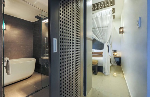 Hai Chau Resort | The Blossom Resort Island Da Nang