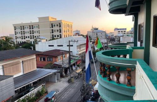 Mak Khaeng House | The Clock Guesthouse