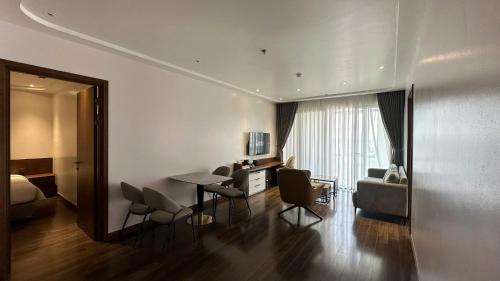 Duy Tien Hotel | The Dome Grand