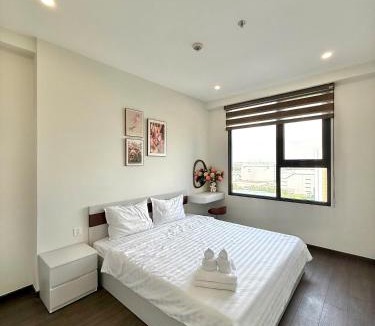 Thuan An Apartment | The Emerald Gofl View