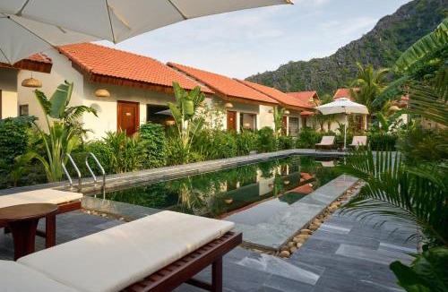 Hoa Lu Resort | The Greenary Garden