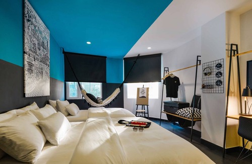 Nguyen Thai Binh Hotel | The Hammock Hotel Fine Arts Museum