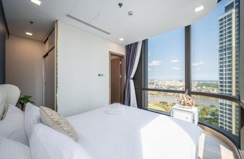 Hang Xanh Apartment | The Landmark Residences & Suites - Vinhomes Central