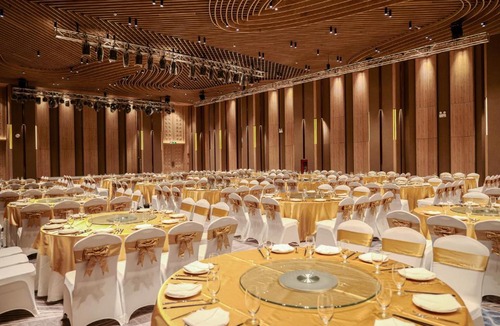 Cam Ranh Hotel | The Light Arena Ocean Tower