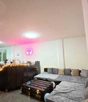 Hat Yai Bed & Breakfast | The Lion King Villa
