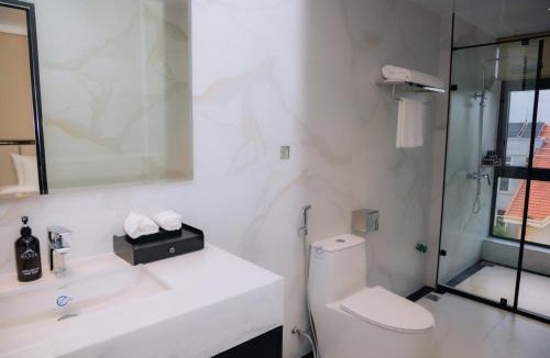 Nam Dinh Hotel | The Manor Hotel