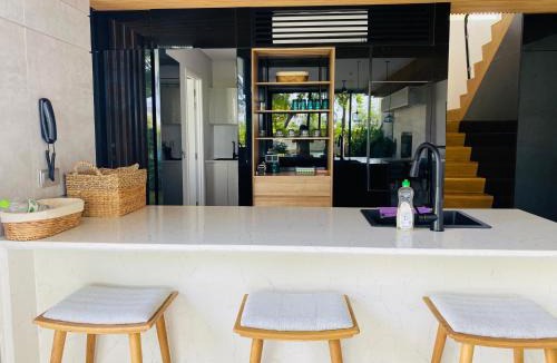 Long Beach Villa | The Moonlight Villa
