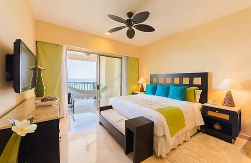 Amapas Resort | The One Bedroom Suite offers an inviting sanctuary with comfort and tranquility.