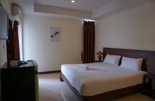 Mak Khaeng Hotel | The One Residence