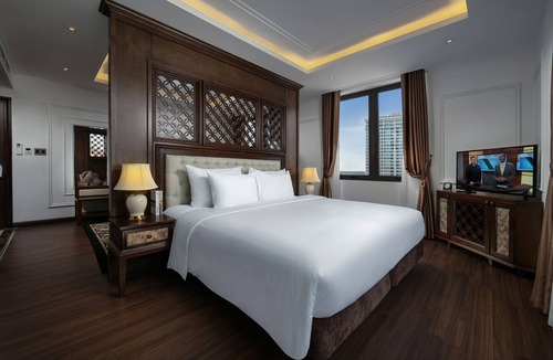 Truc Bach Hotel | The Q Hotel Hanoi