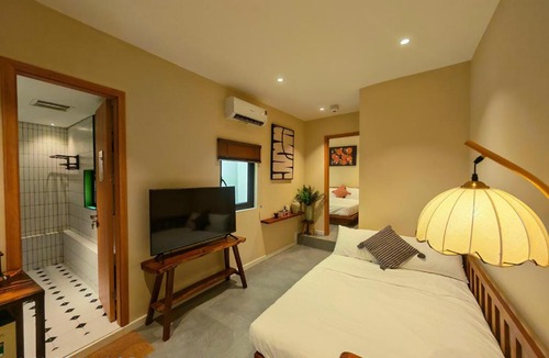 Hang Bo House | The Rustic House - Hanoi Old Quarter