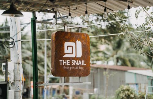 Con Son Hotel | The Snail Haven Pub And Stay - Con Dao
